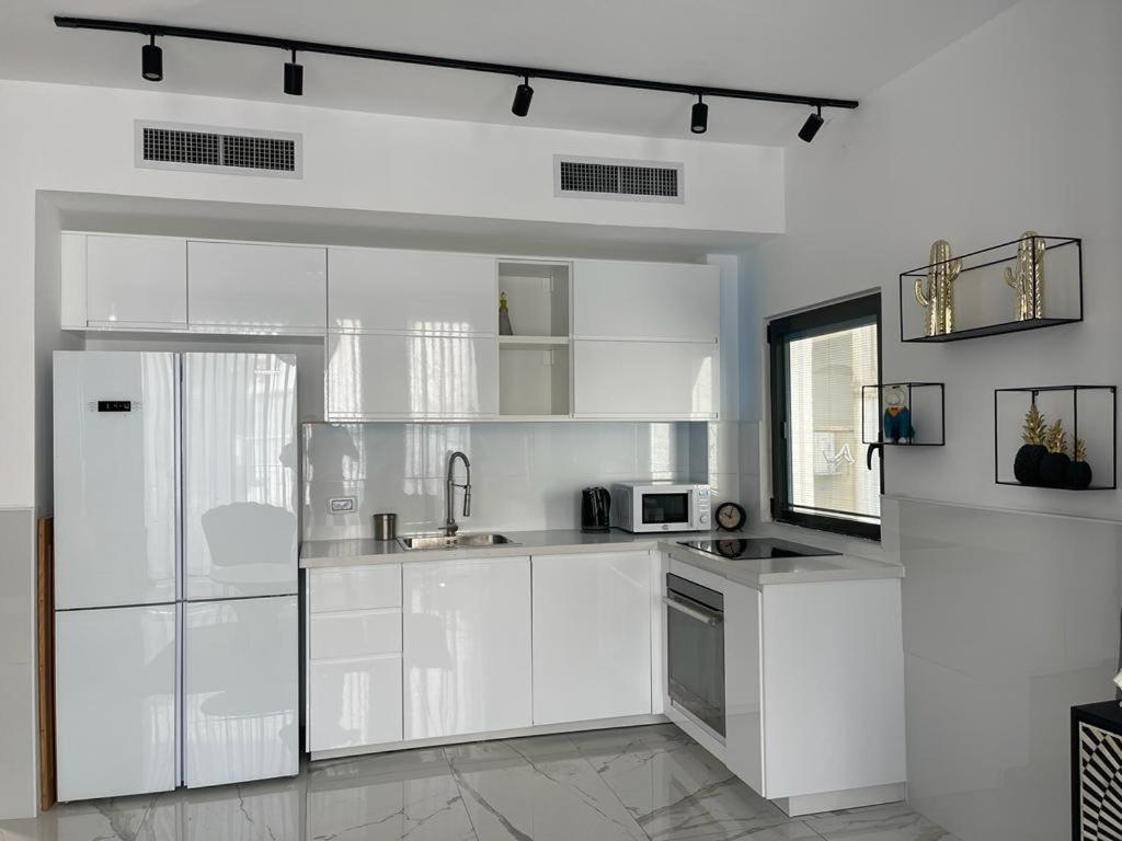Best Apartment Tel Aviv Center 50Meters From The Beach Екстериор снимка